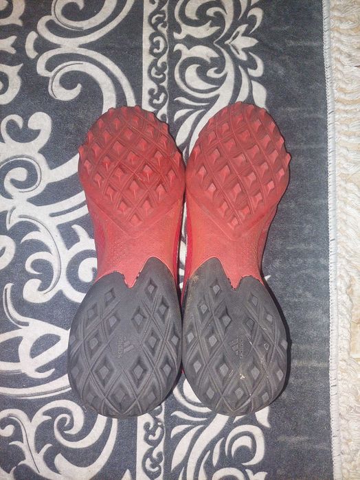 Футбони обувки (стоножки)