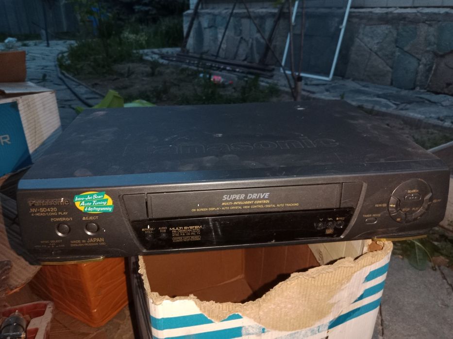 Видеомагнитофон Panasonic