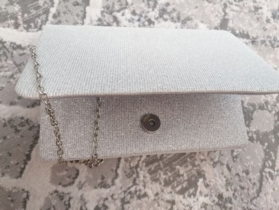 Genata, plic dama elegant