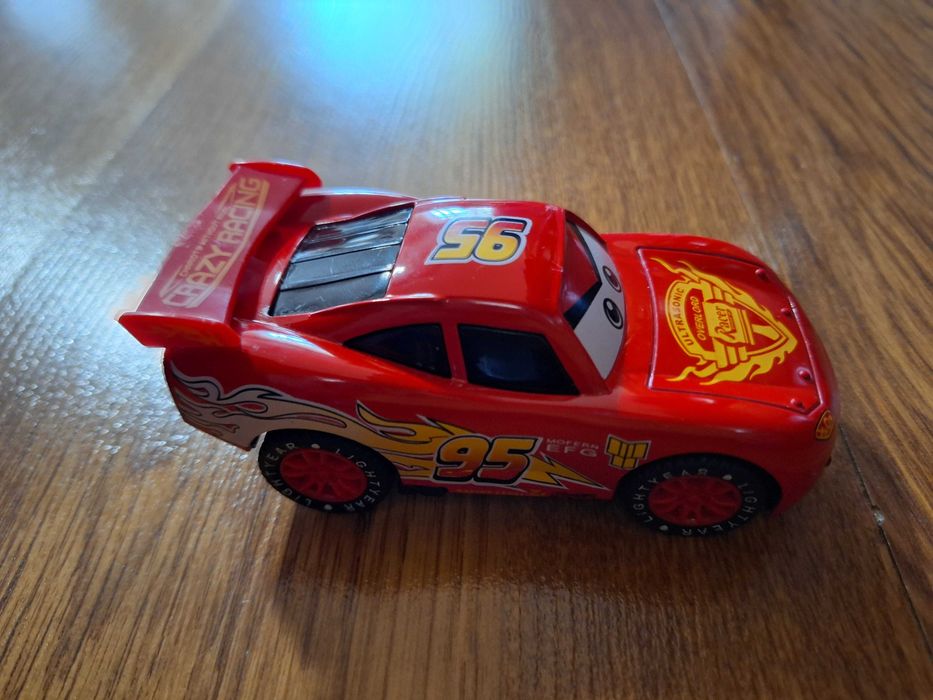 Новая музыкальная металлическая игрушечная машина отличный подарок