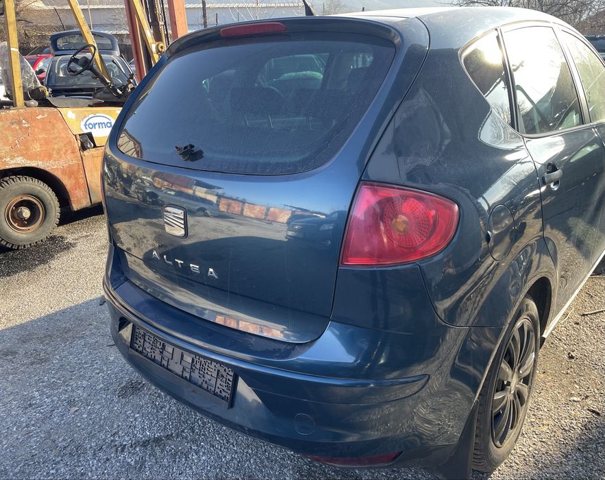 Seat Altea заден капак задна броня стопове