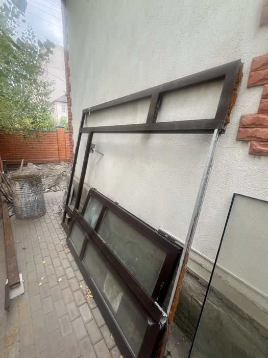 Продаи алюминиевый витраж