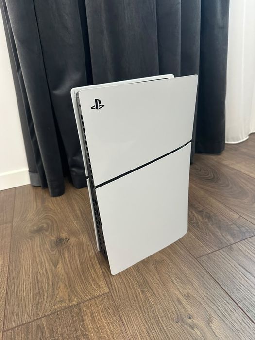 PlayStation 5 Slim 1TB Garantie 2 ani + Controller