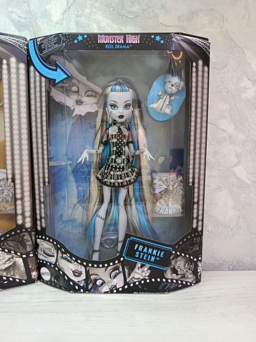 Monster High Frankie Stein and Cleo De Nile Reel Drama