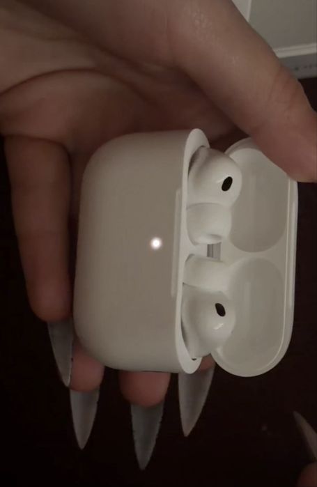 Наушники Apple AirPods Pro 3