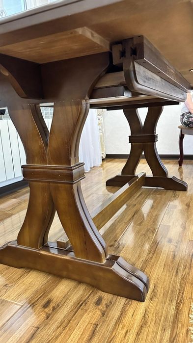 Продам стол в хорошем состоянии