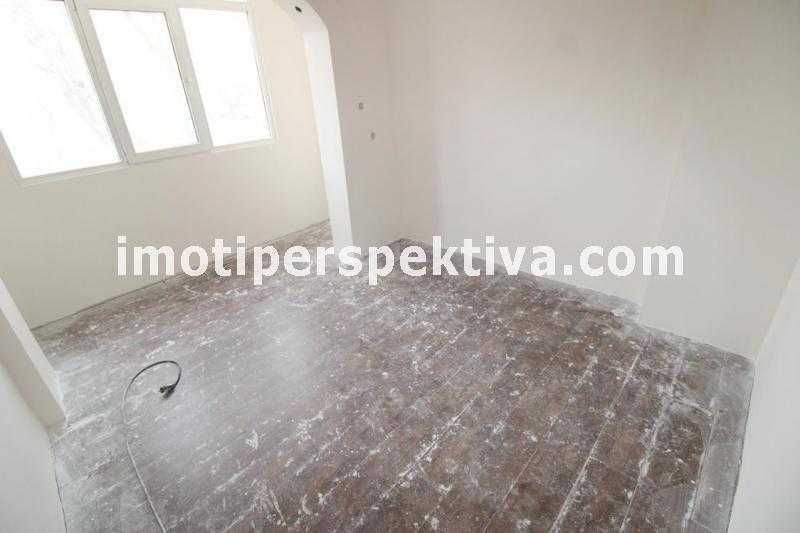 Продава се Двустаен апартамент в Пловдив, Кършияка - 70 кв.м за 1715 €/кв.м - Снимка #4