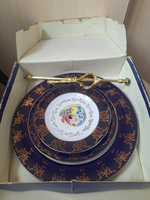 Продам этажерку по 500 тг