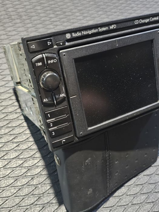 Navigatie originala Volkswagen Golf 4 / Bora / Passat B5.5 / Polo 9N3 / Lupo etc