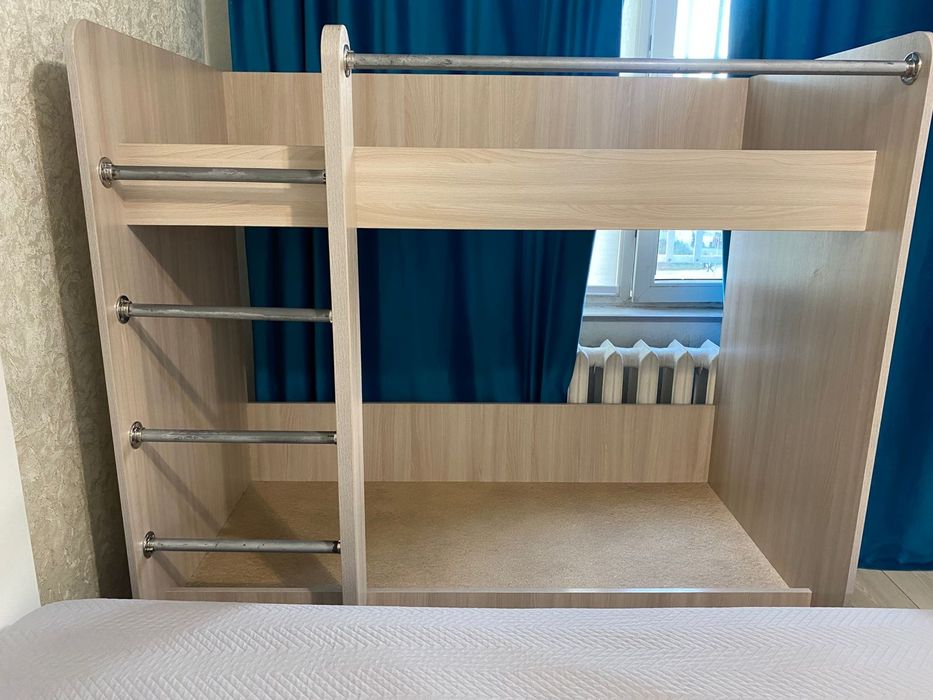 Двухъярусный кровать