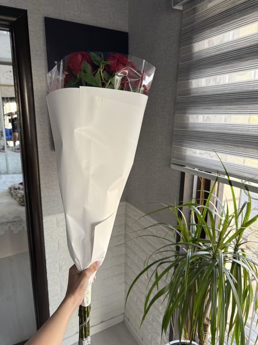 Метровые розы 11 штук