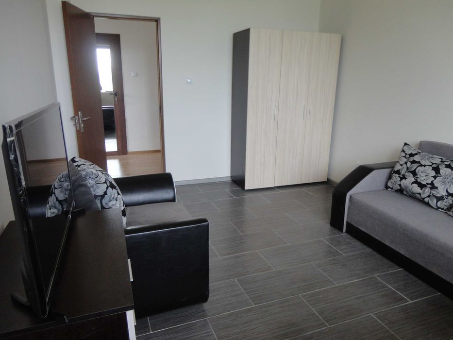 Дава се под наем Двустаен апартамент в Божурище - 70 кв.м за 331.5 € - Снимка #4