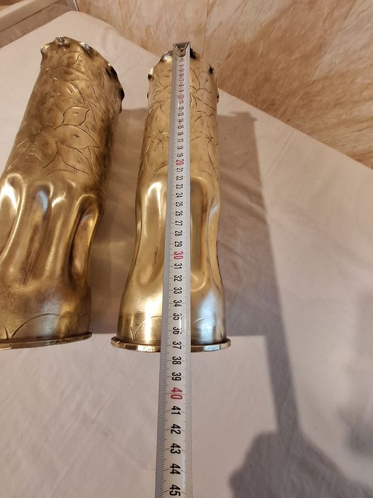 Месингови вази от гилзи