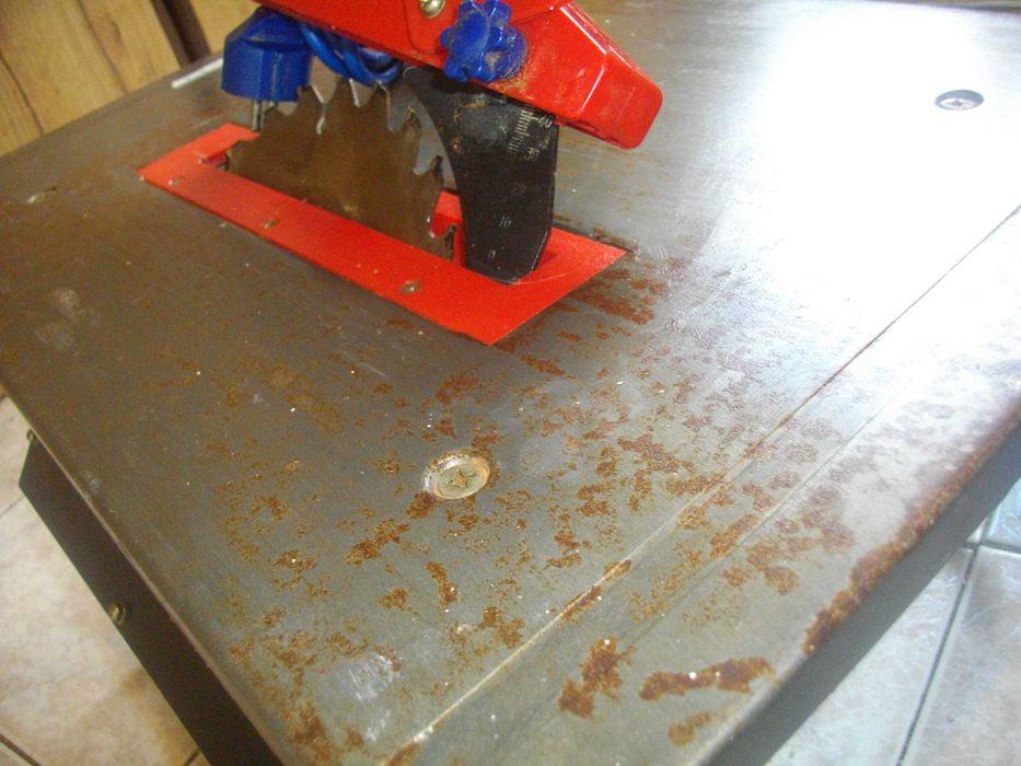 800 Вата Холандски Настолен Циркуляр Наклон На Диска ф205мм FERM FZB