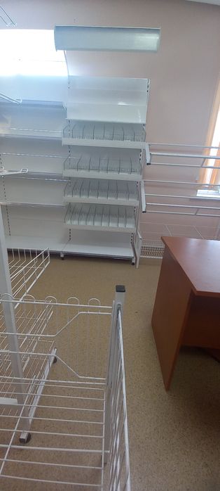 Стеллаж торговое металлические