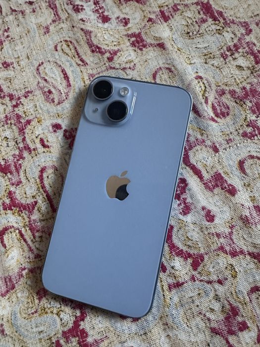 IPhone 14 с гаратнией