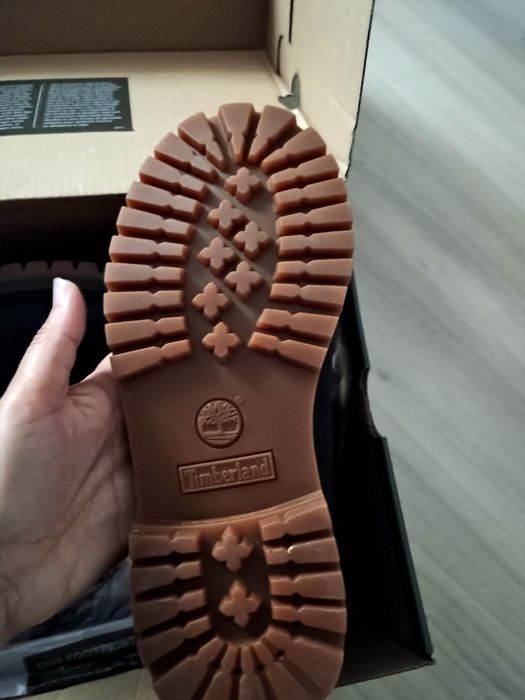 Ghete timberland originale mărimea 36,noi