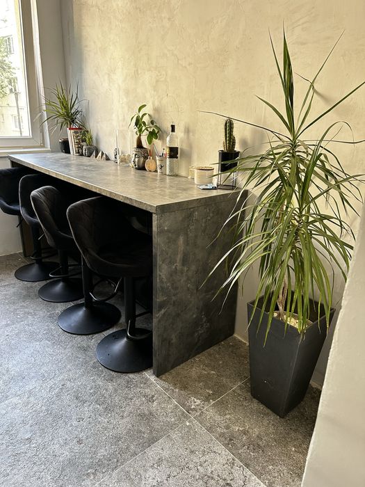 Chirie Apartament de 3 camere, zona 7 noiembrie, 3 min de umfst sau spital, incalzire cu pompa de caldura