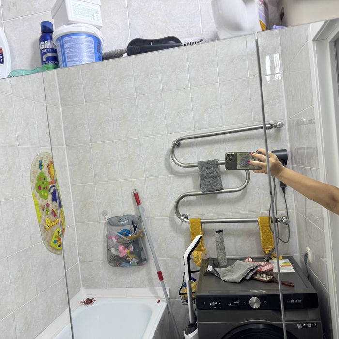 Продам шкаф для ванной зеркалный