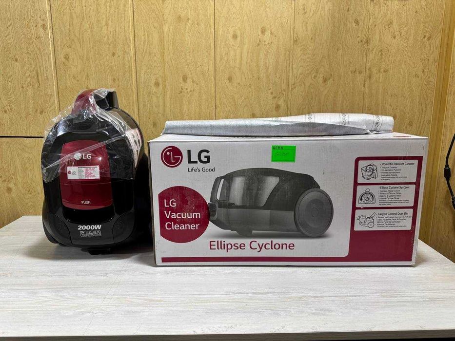 Продаётся пылесос LG VC5320NNTR