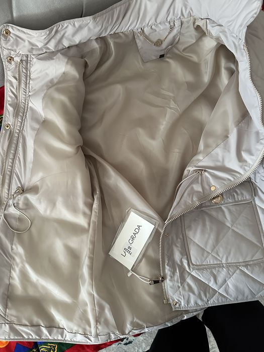 Продам куртку Осень Ласаграда