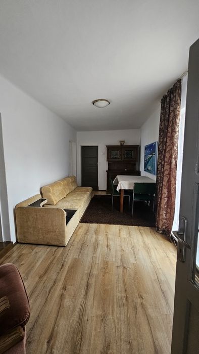 Apartament de închiriat 3 camere