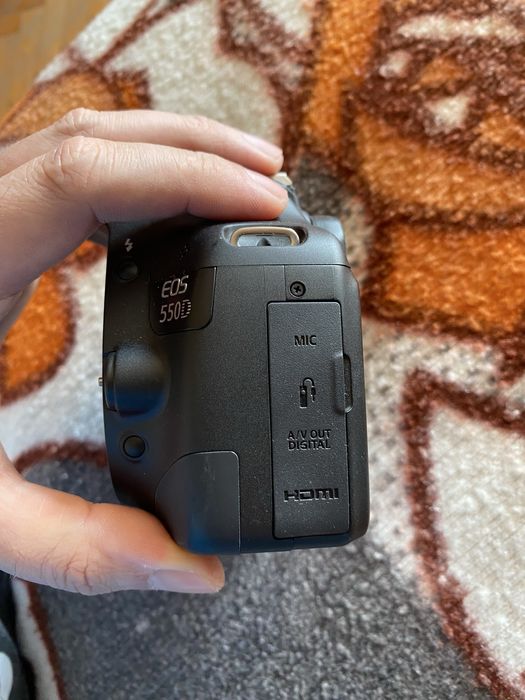 Canon EOS 550D - Само тяло