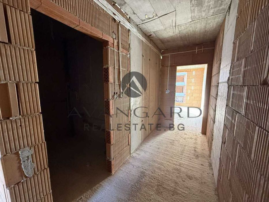 Продава се Четиристаен апартамент в Пловдив, Център - 150 кв.м за 729 €/кв.м - Снимка #9