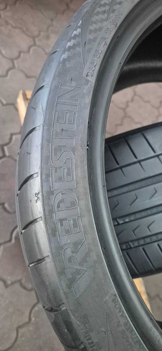 anvelope Bridgestone,Nexen,Vredestein 235/35/19