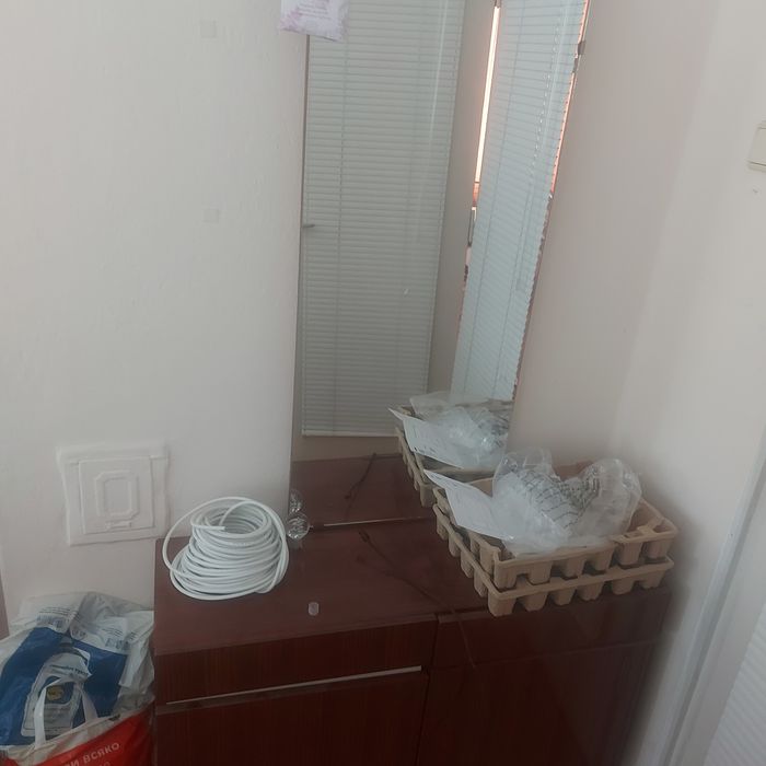 Стара спалня плюс 2 нощни шкафчета