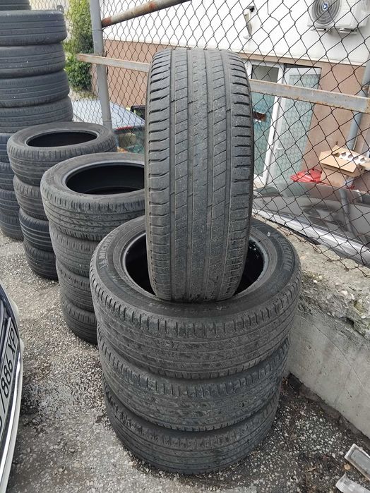 235 55 19 4 броя Мишелин