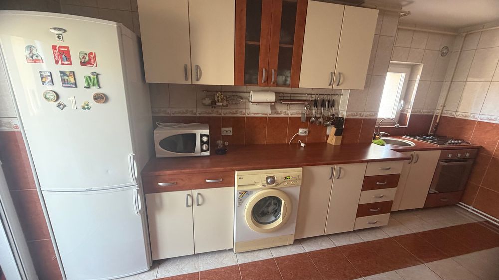 Apartament 4 camere- centru Mihail Kogălniceanu