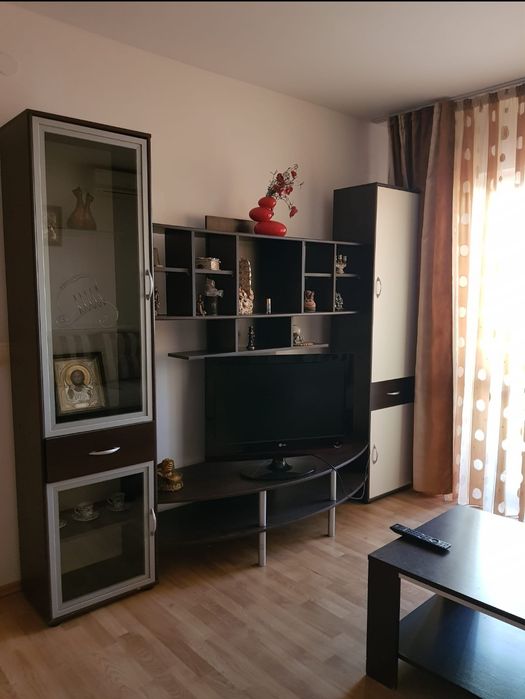 Studiou de închiriat