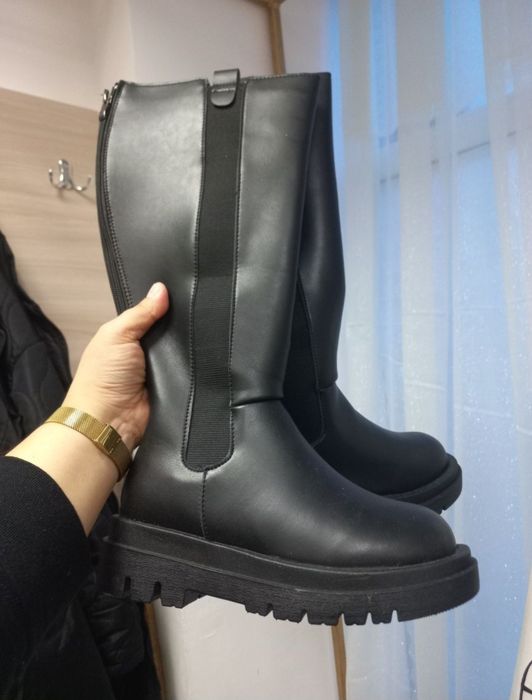 Продам новую обувь 36 размера