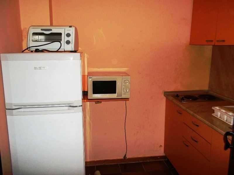 Дава се под наем Едностаен апартамент в Варна, Левски - 42 кв.м за 219.3 € - Снимка #3