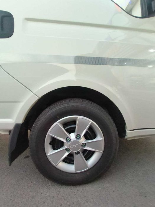 Jac x200 furgon  2-2.5 tonnagacha