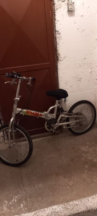 Bicicleta.        .
