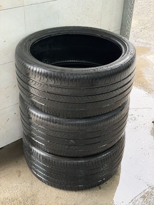 255/35/19 Hankook 3 шт летние шины