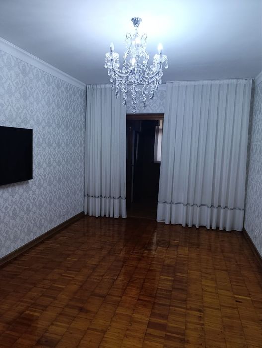 2-х комнатная квартира, 77-серия, с ремонтом, частично с мебелью