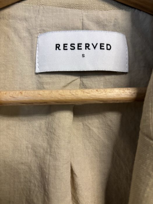 Бежово сако Reserved