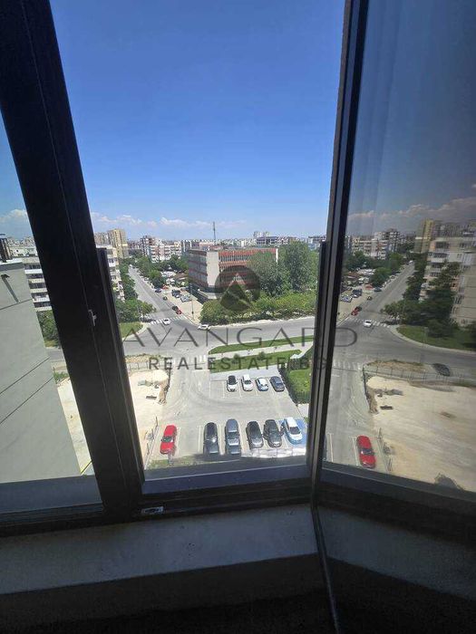 Продава се Тристаен апартамент в Пловдив, Тракия - 105 кв.м за 850 €/кв.м - Снимка #9