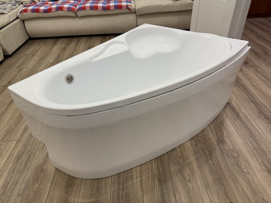 Продам ванну Bonito