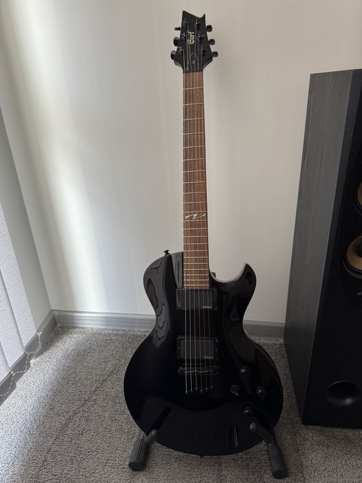 CORT Z44 BK с еmg HZ-H4 (H-H)