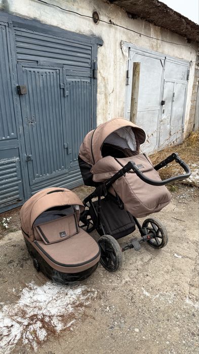Продам коляску 2/1