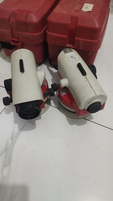 Продам невелир 2 штуки