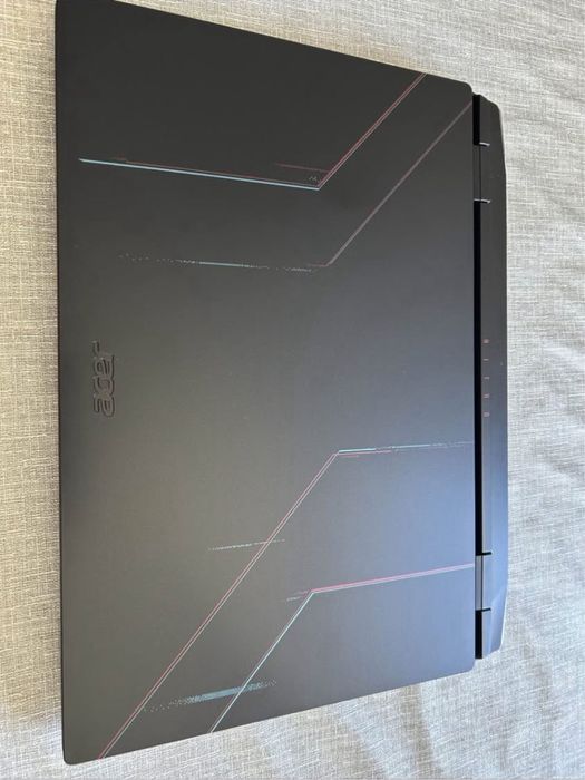 Геймърски лаптоп Acer Nitro 5