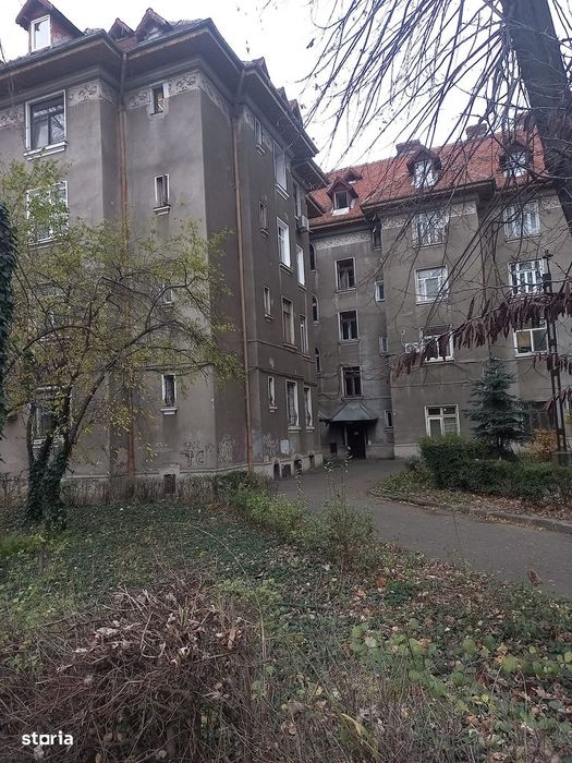 Iancului 4 sau 5 cam boxa 20mp str Caminului Gara de Est, Zona verde