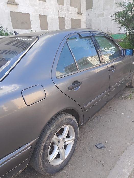 Прадам Мерселесс Е 230