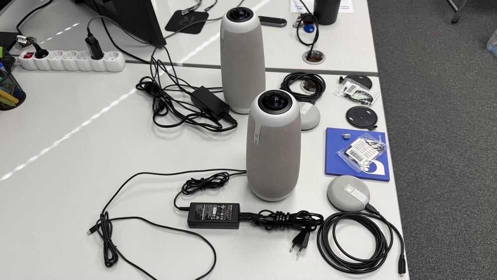Owl Labs Meeting Owl 3 + Expansion Mic – 360° конферентна камера