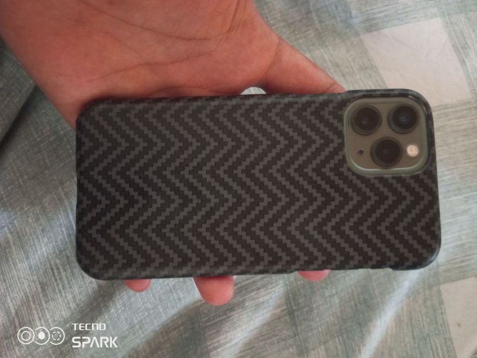 Iphone 11 pro narxi 2600